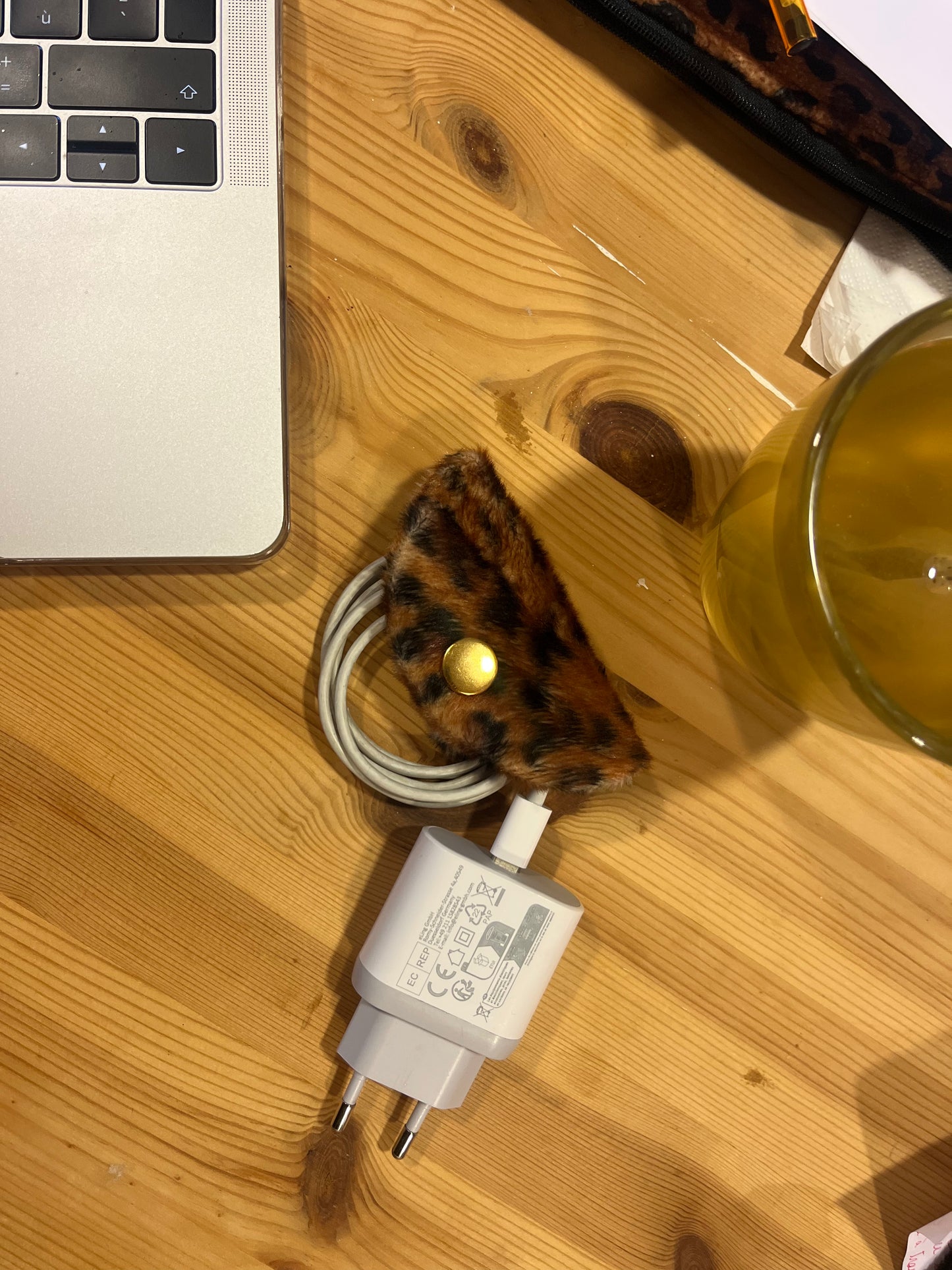 Attache-câbles léopard